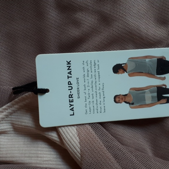 Alo Yoga Layer-Up Mesh Tank - Picture 6 of 6